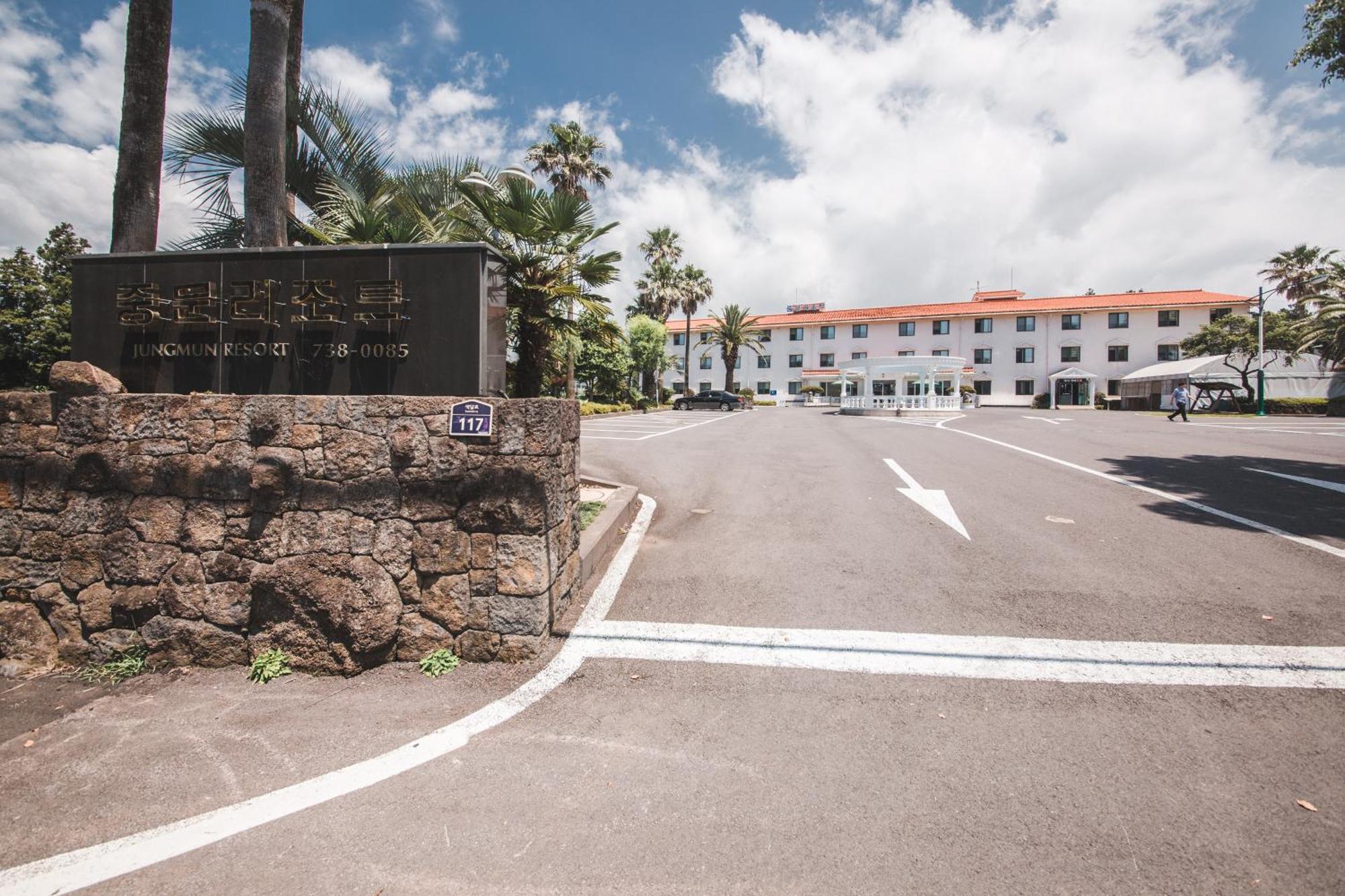 济州岛中文公寓式酒店 西归浦市 外观 照片